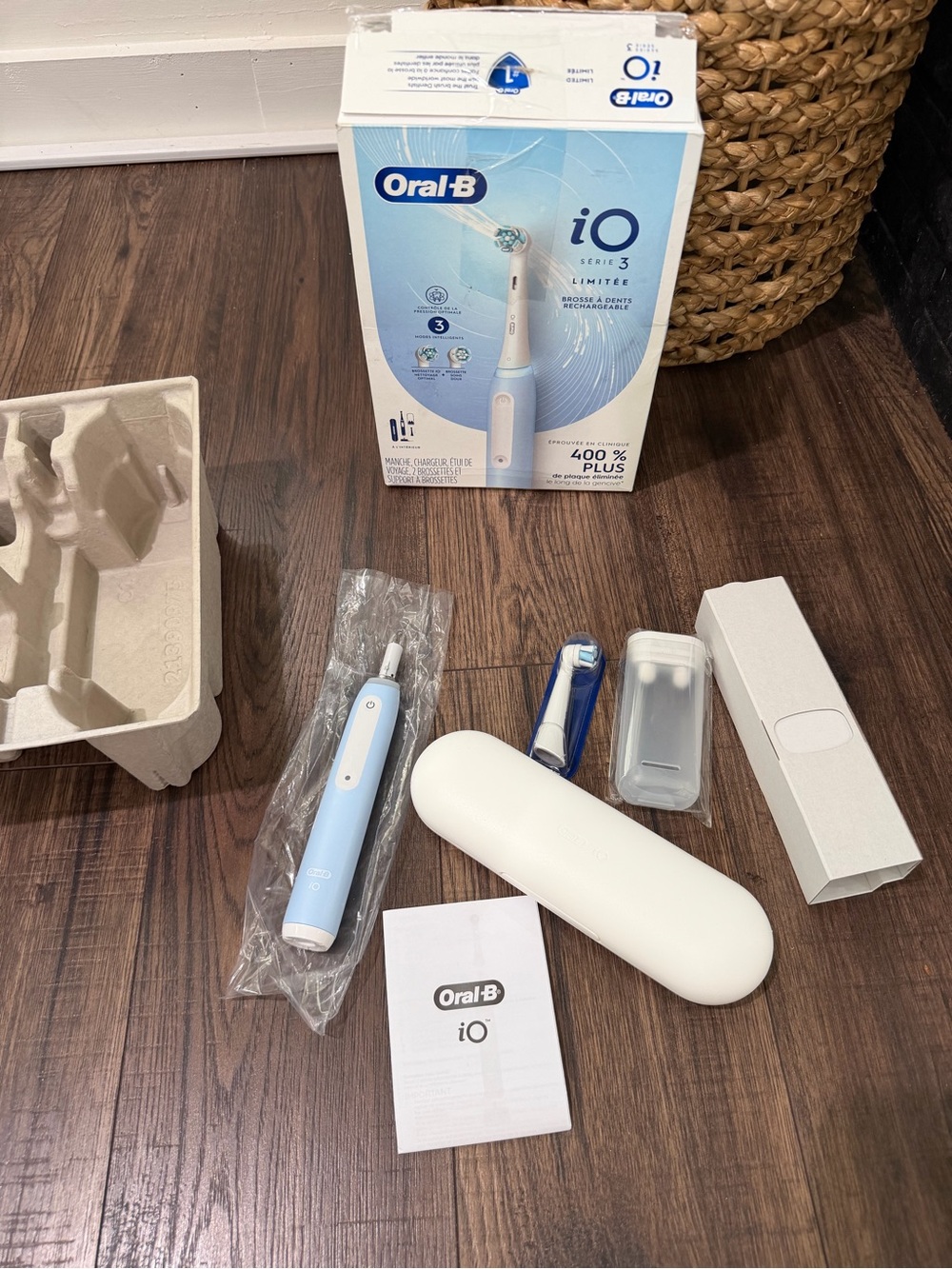 Oral-B Rechargeable Electric Toothbrush iO3 Limited Deep Clean Store Display
